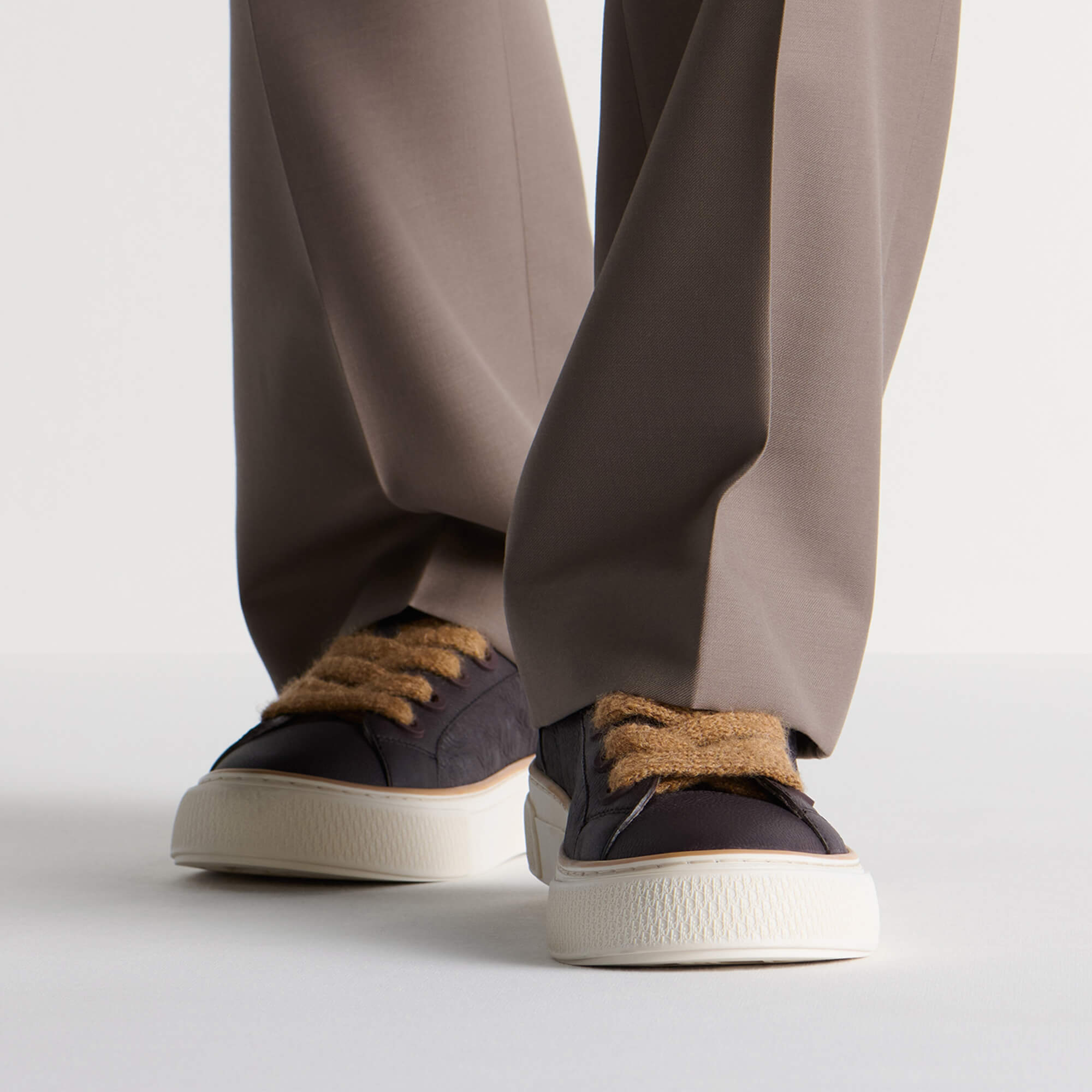 Dior B33 Spin Sneaker