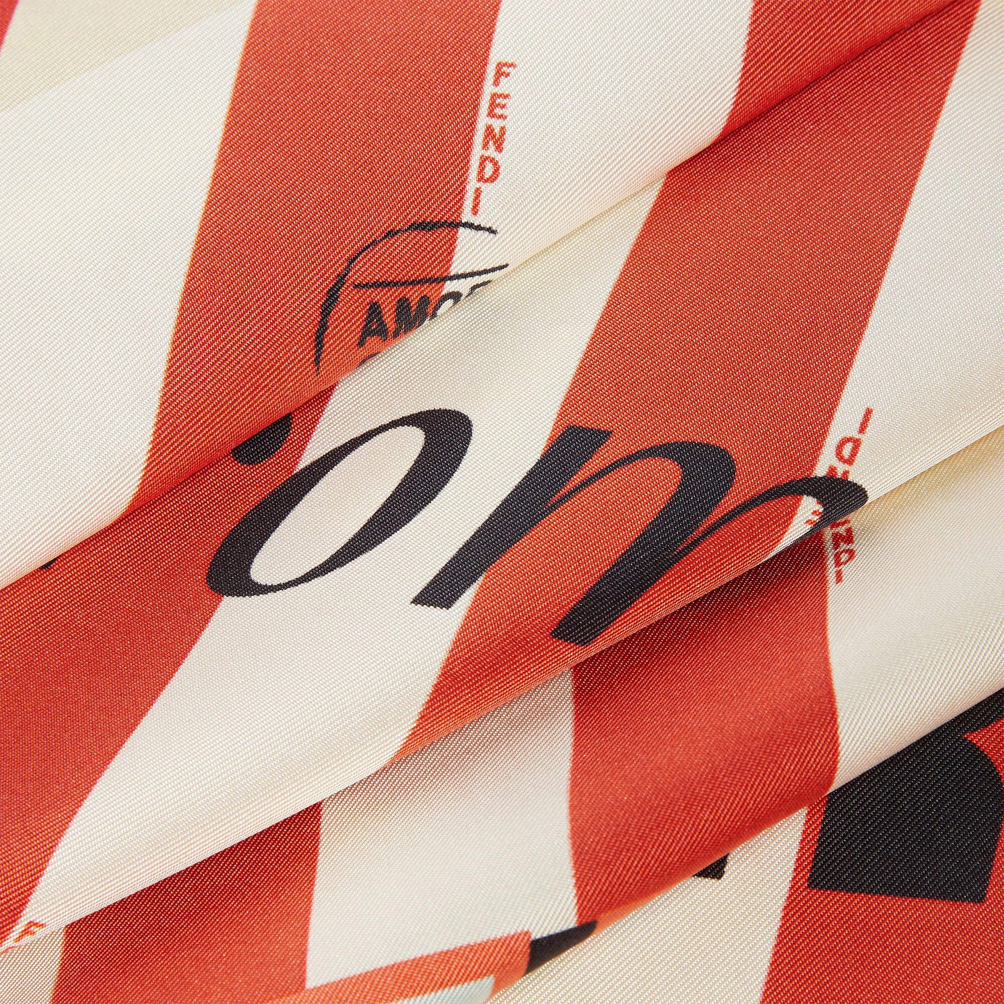 Fendi Foulard