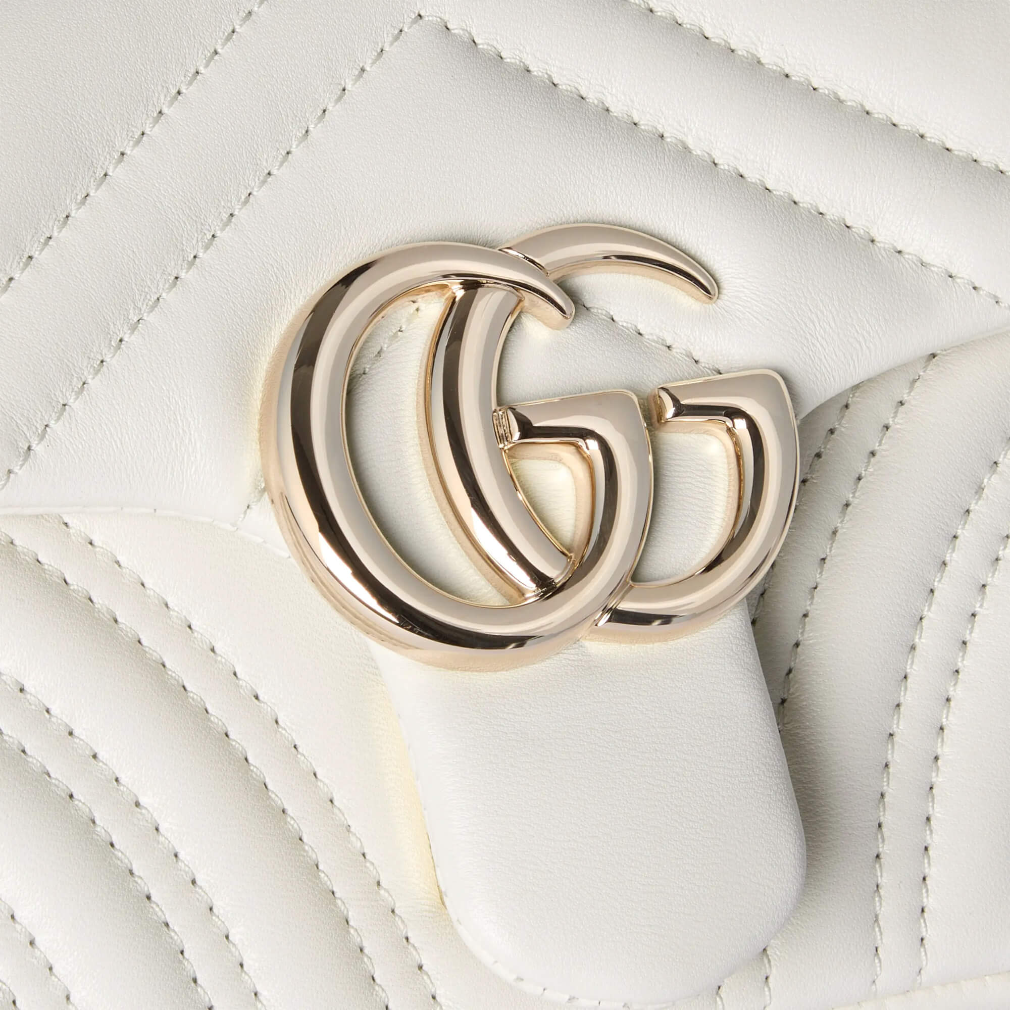 Gucci GG Marmont Small Shoulder Bag