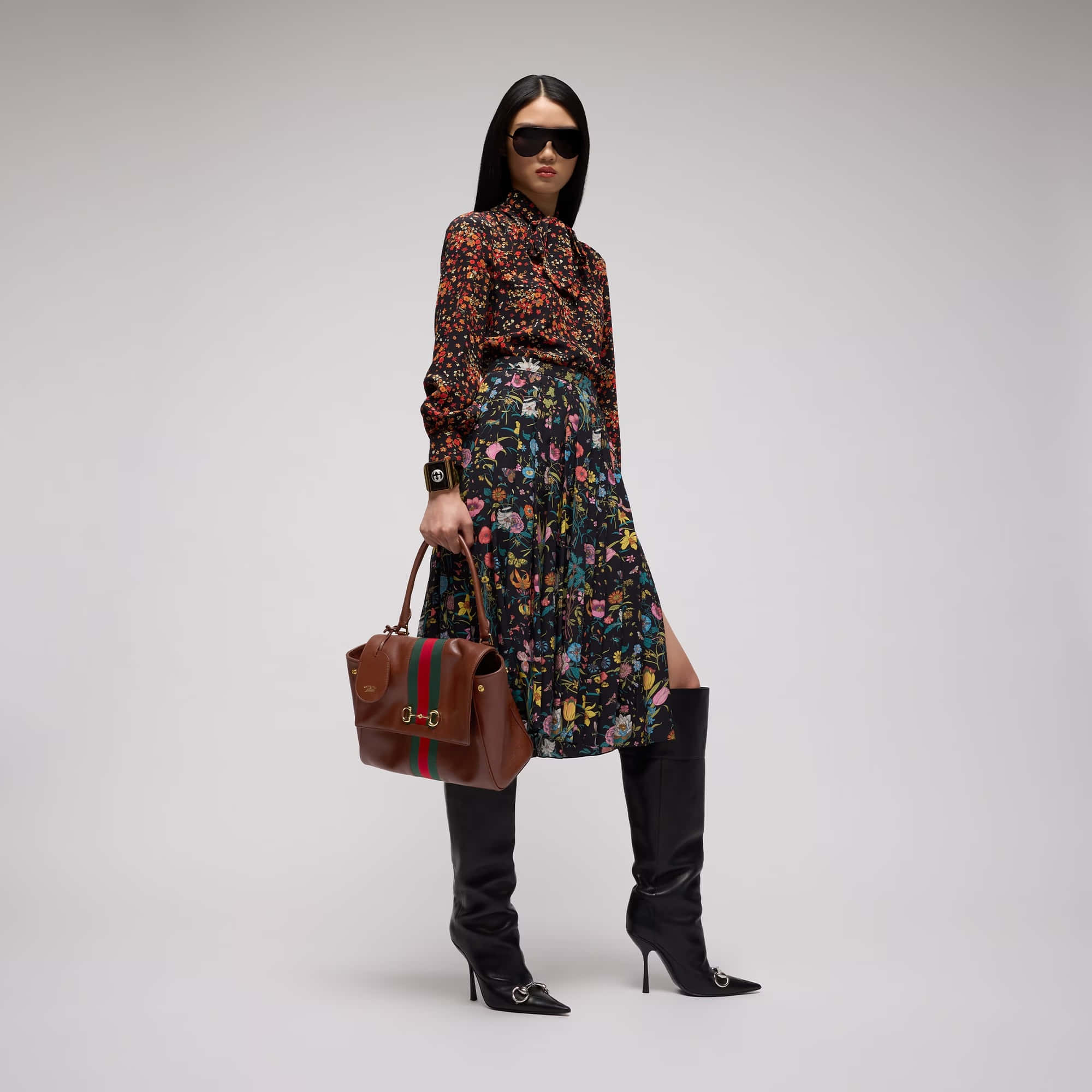Gucci Paparazzo Medium Top Handle Bag