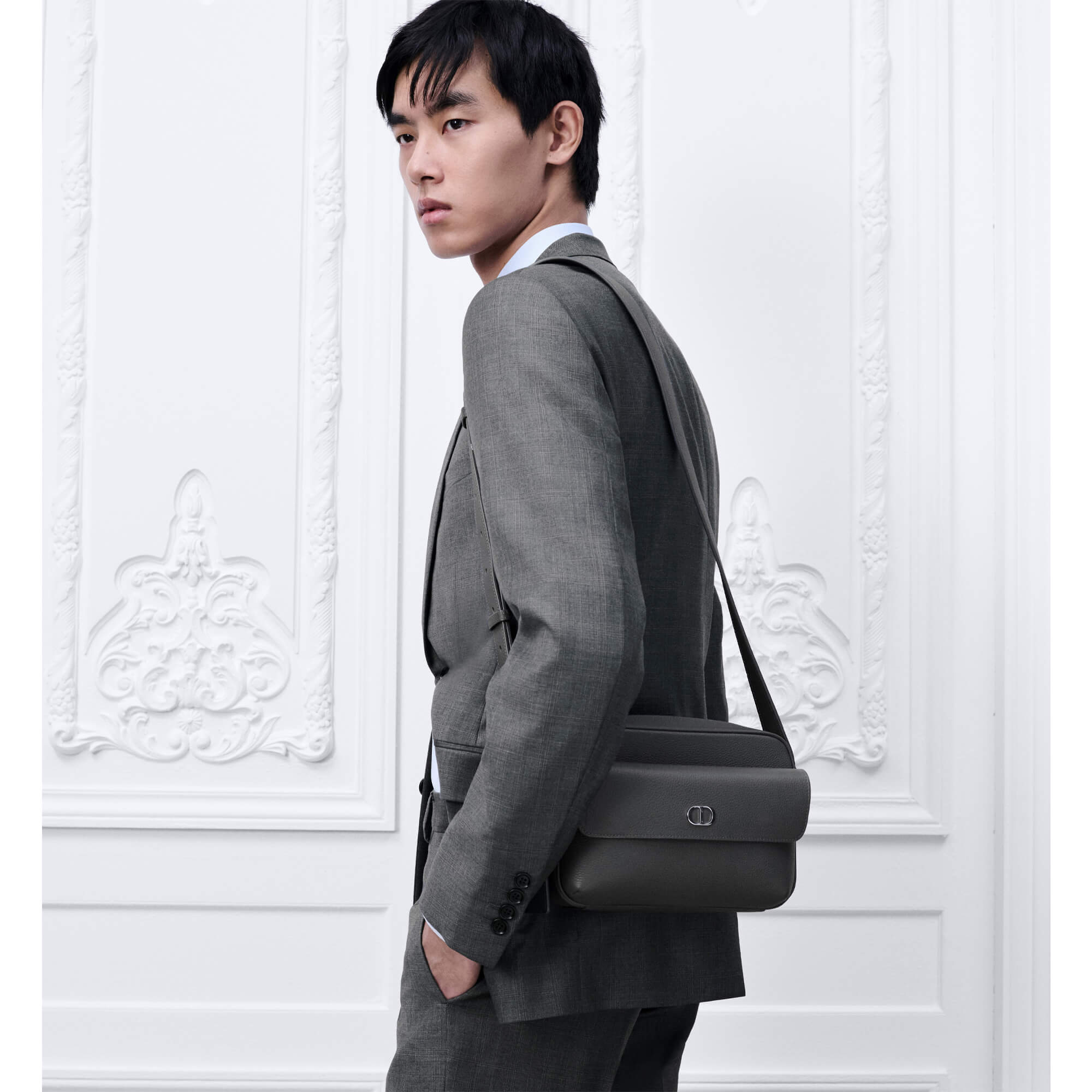 Dior CD Icon Zipped Messenger Bag