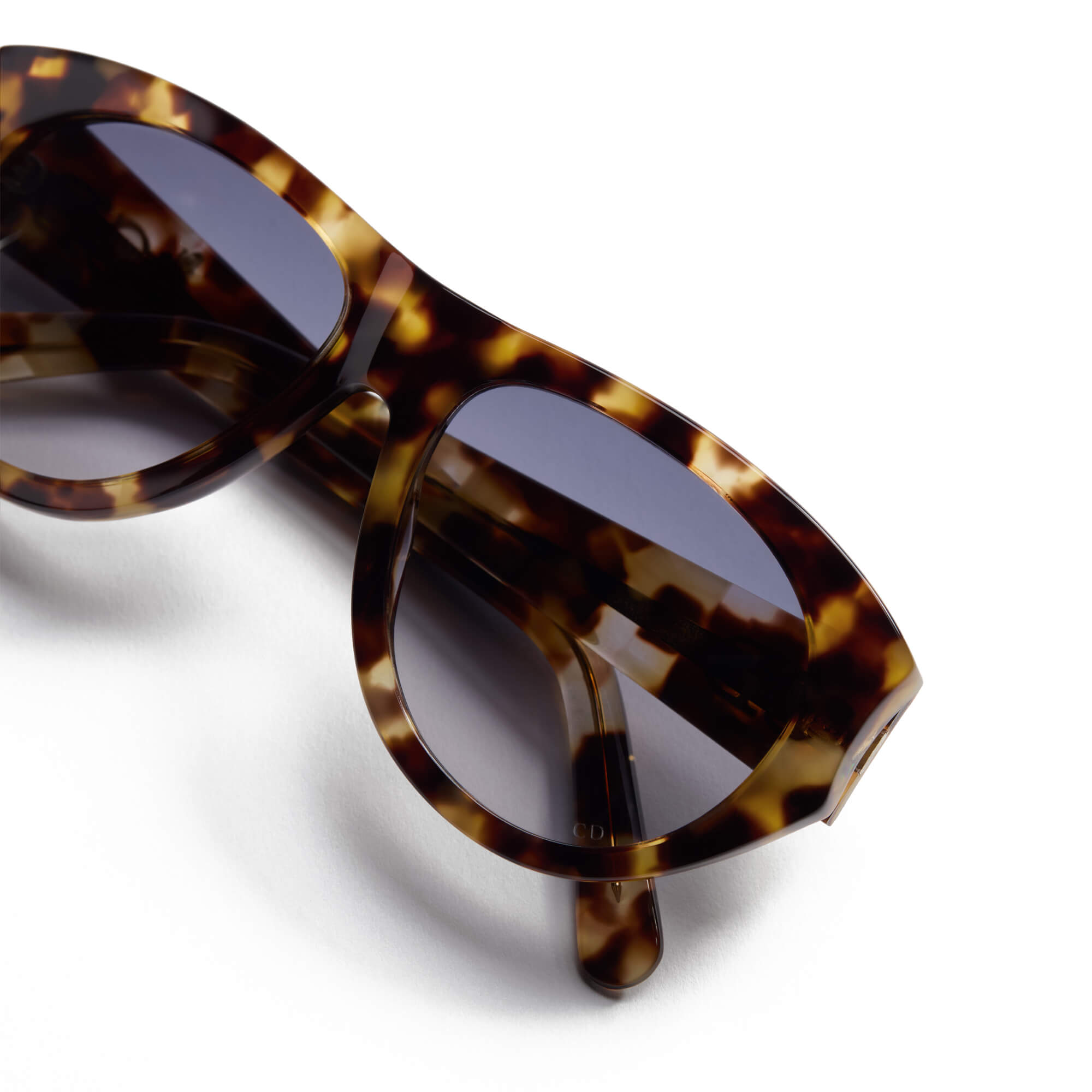 Dior DiorGlow A1I