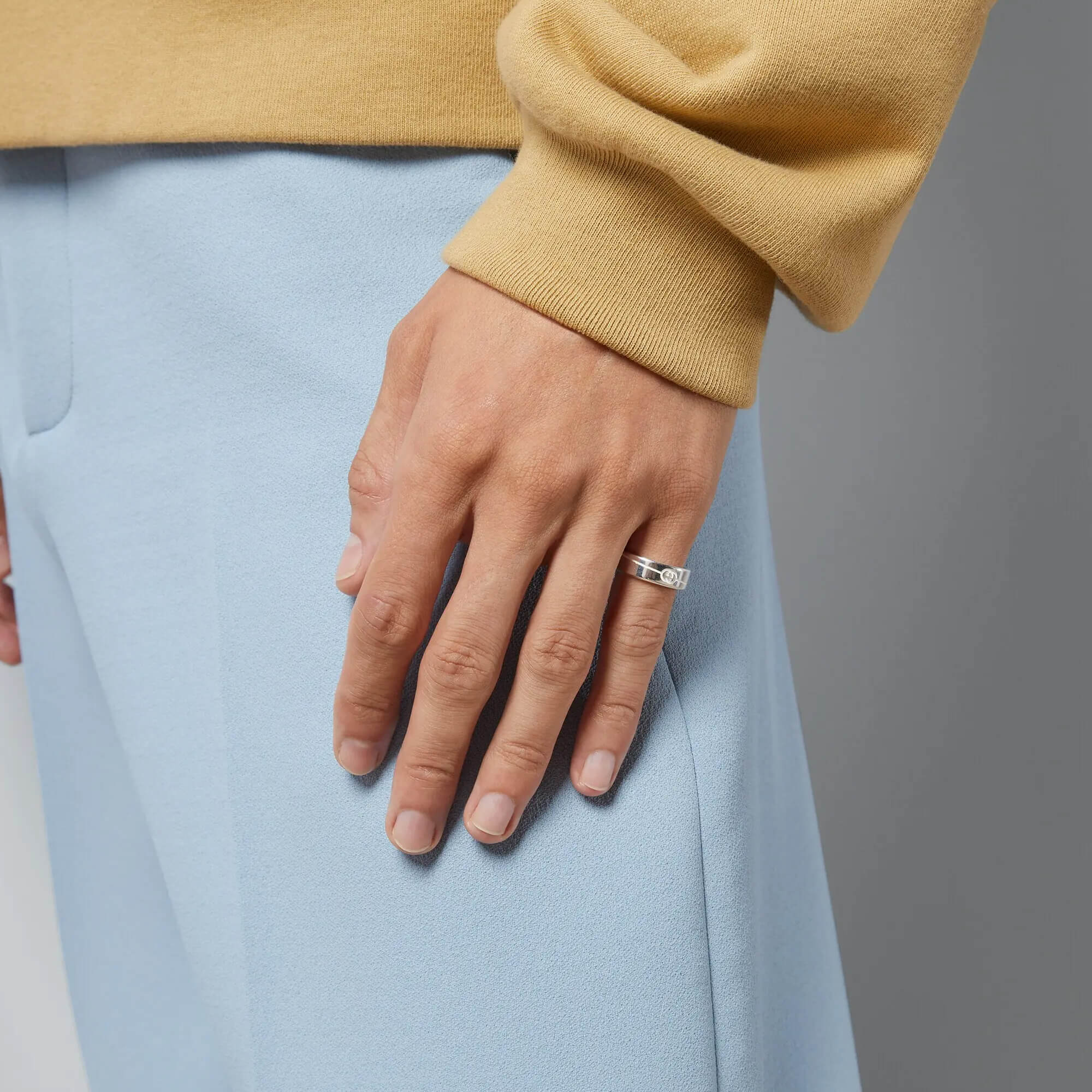 Gucci Diagonal Interlocking G Ring