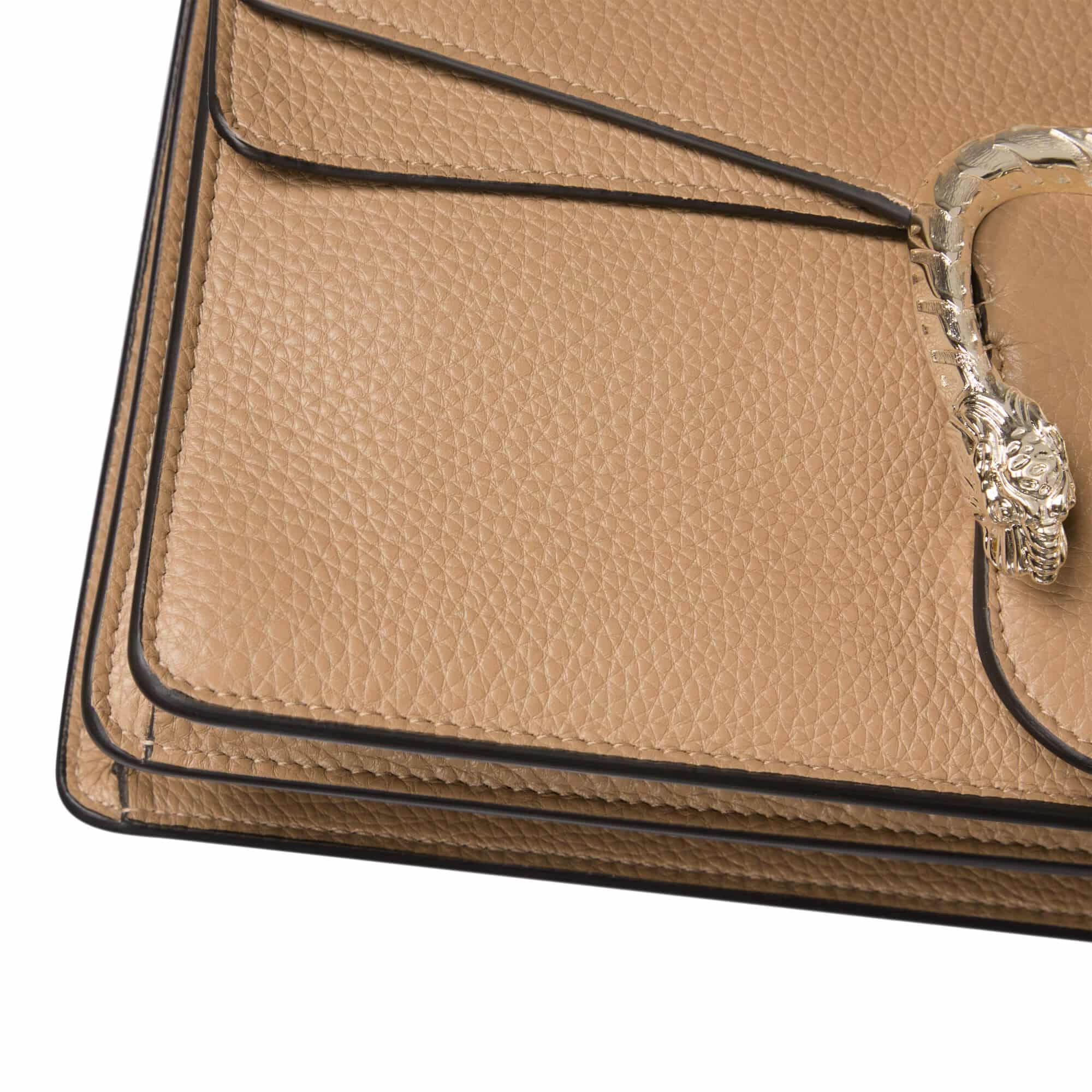 Gucci Dionysus Medium Shoulder Bag