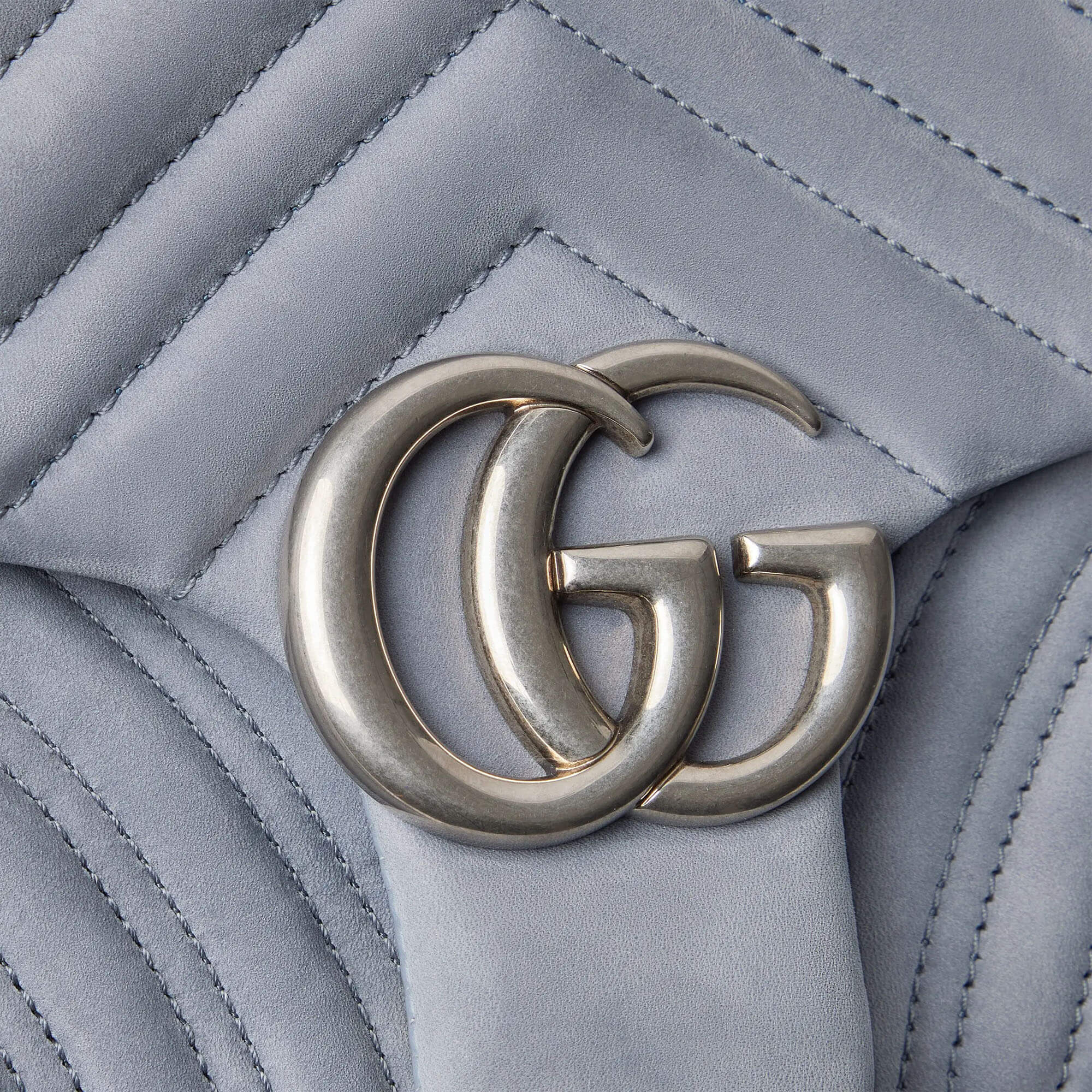 Gucci GG Marmont Medium Shoulder Bag