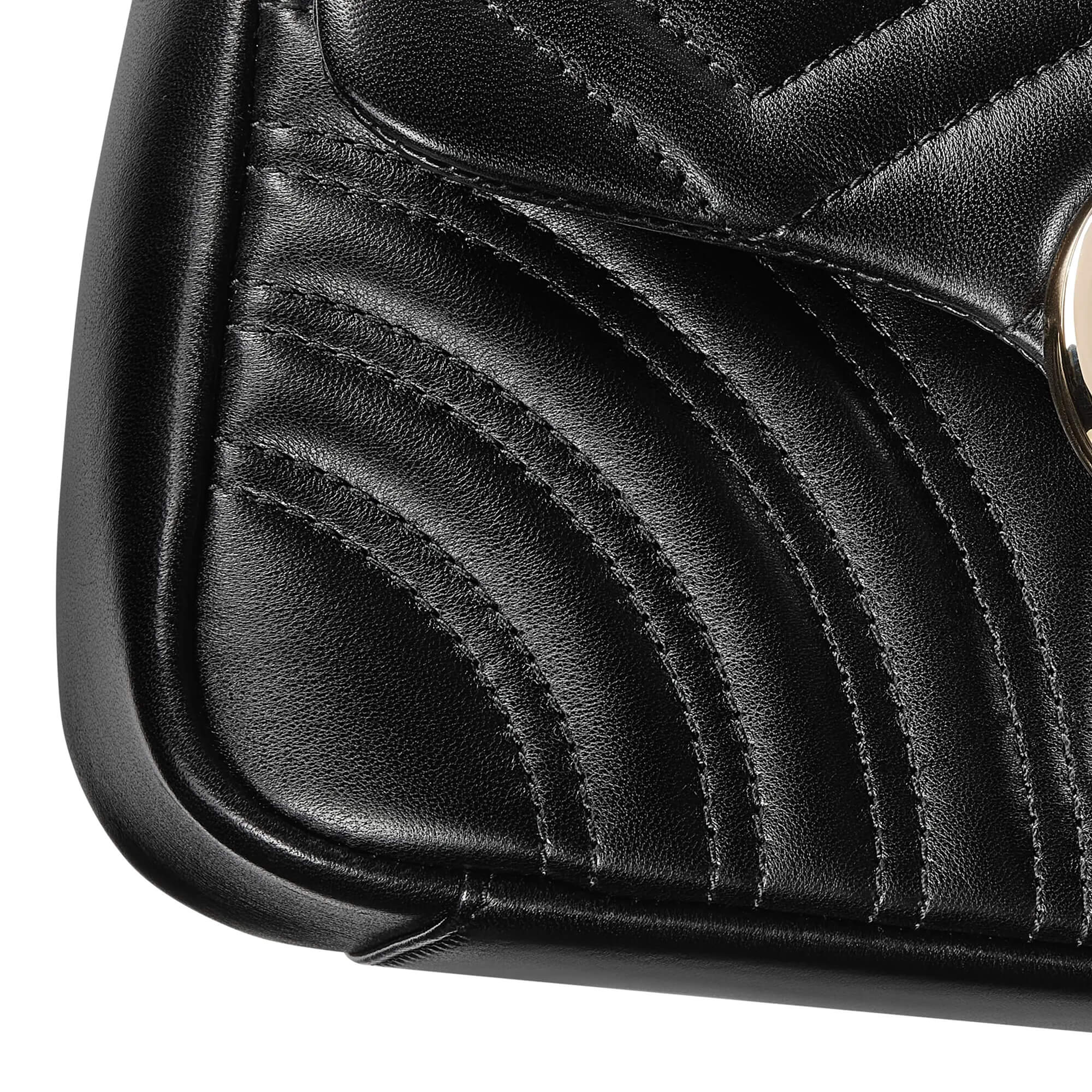 Gucci GG Marmont Small Shoulder Bag