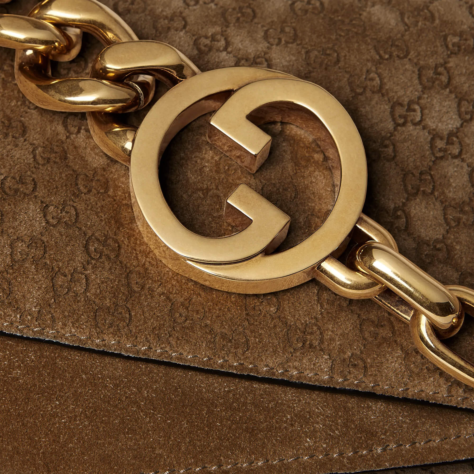 Gucci Large Shoulder Bag With Chain