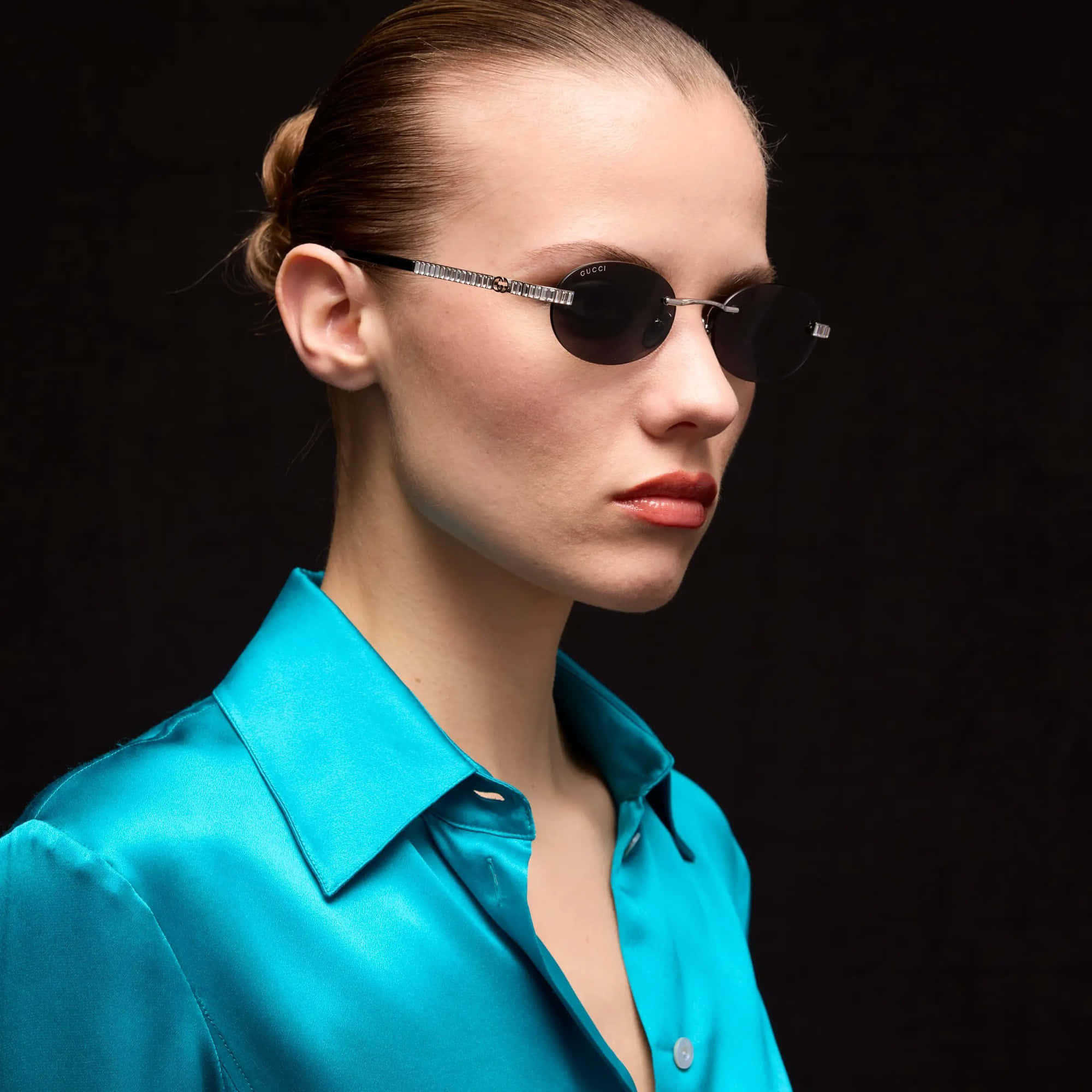 Gucci Oval-frame Sunglasses