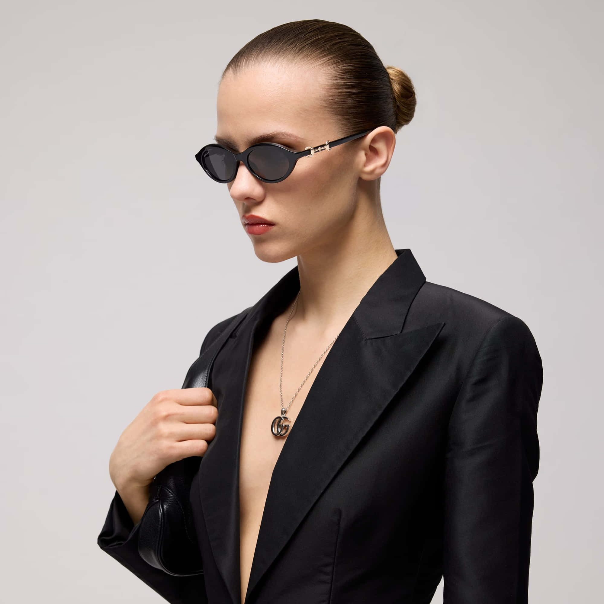 Gucci Oval-frame Sunglasses