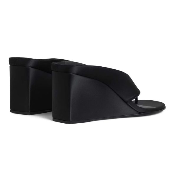 Alaïa Cube Thong Mules In Satin - Image 3